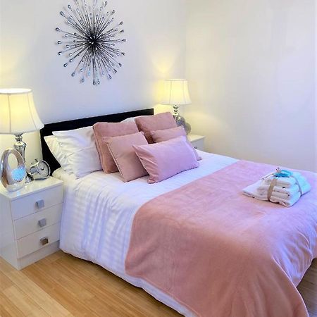 Sec Minerva Westend Two Bedroomed Apartment Glasgow Luaran gambar