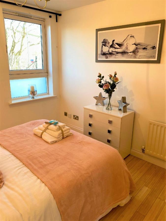Sec Minerva Westend Two Bedroomed Apartment Glasgow Luaran gambar